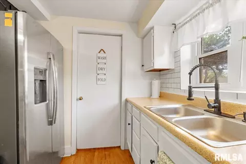 Other - 24 Sunnyside Dr, Springfield, IL 62702 photo 2 of 5