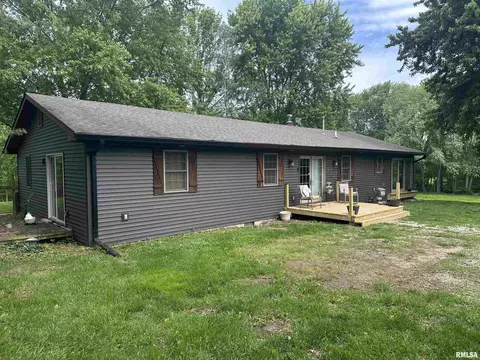 14635 Cotton Hill Rd, Pawnee, IL 62558
