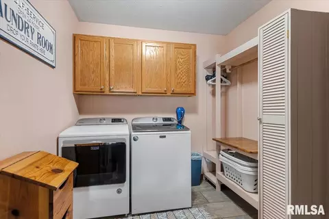 Other - 2429 Glencoe St, Springfield, IL 62704 photo 6 of 21