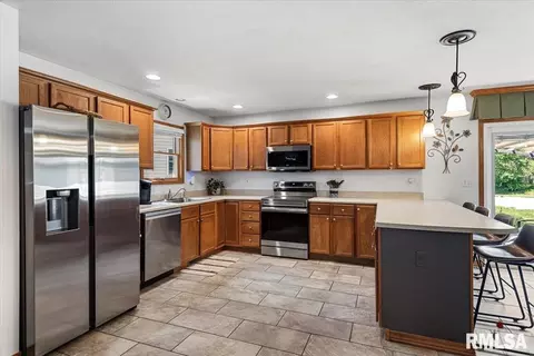 Kitchen - 2429 Glencoe St, Springfield, IL 62704 photo 1 of 4