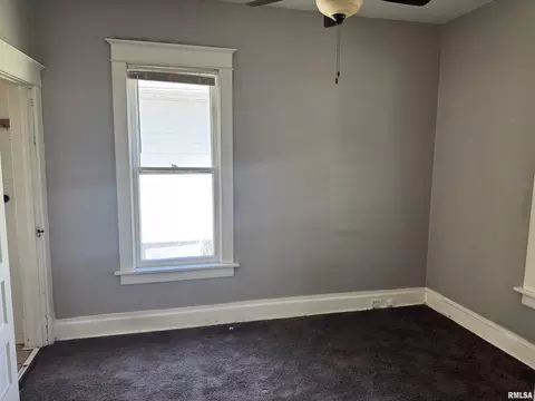 Bedroom - 1733 S Spring St, Springfield, IL 62704 photo 3 of 8