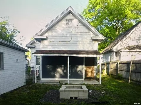 Exterior - 1733 S Spring St, Springfield, IL 62704 photo 3 of 4