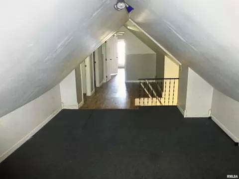 Entry Way - 1733 S Spring St, Springfield, IL 62704 photo 4 of 4