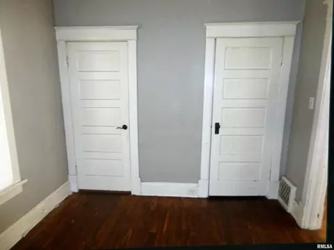Bedroom - 1733 S Spring St, Springfield, IL 62704 photo 3 of 6