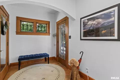 Entry Way - 1807 S Park Ave, Springfield, IL 62704 photo 1 of 3