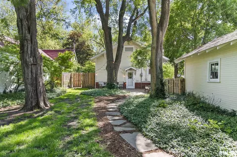 Exterior - 1807 S Park Ave, Springfield, IL 62704 photo 3 of 6