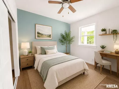 Bedroom - 330 S State St, Springfield, IL 62704 photo 9 of 9