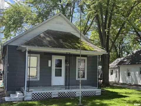 208 Ebony St, Thayer, IL 62689