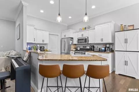 Kitchen - 2705 Johnathan Pl, Springfield, IL 62711 photo 1 of 3