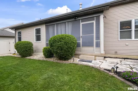 Exterior - 2705 Johnathan Pl, Springfield, IL 62711 photo 7 of 8