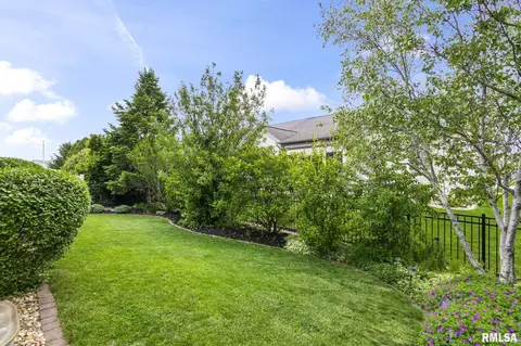 Exterior - 2705 Johnathan Pl, Springfield, IL 62711 photo 5 of 8