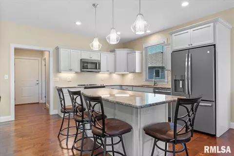 Kitchen - 3901 Waterstone Way, Springfield, IL 62711 photo 2 of 3