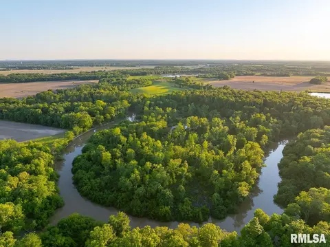 000 Au Vase Rd, Herrin, IL 62948