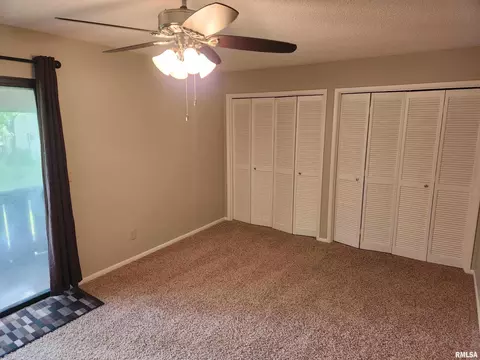Bedroom - 22 Country Pl, Springfield, IL 62703 photo 1 of 1