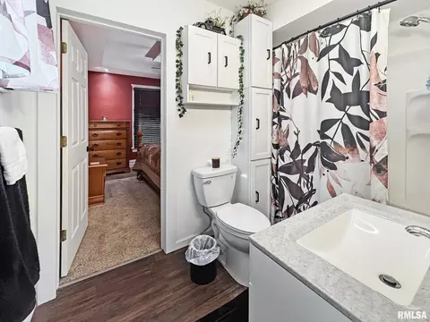 Bath - 109 E North St, Mount Sterling, IL 62353 photo 2 of 2