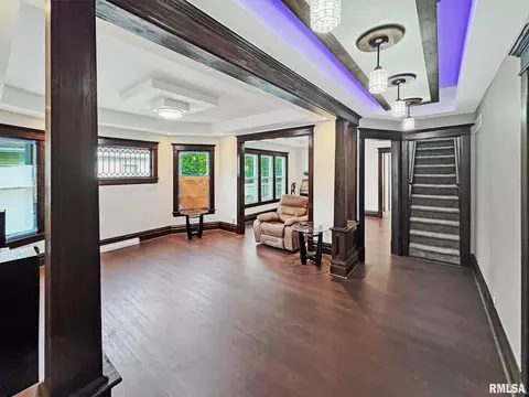 Living - 109 E North St, Mount Sterling, IL 62353 photo 2 of 4