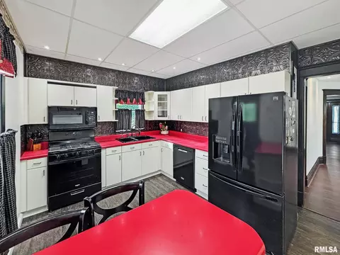 Kitchen - 109 E North St, Mount Sterling, IL 62353 photo 3 of 3