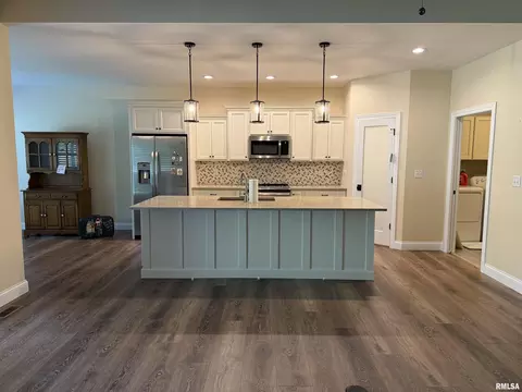 Kitchen - 1508 Dearborn St, Springfield, IL 62711 photo 1 of 5
