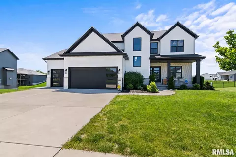 1904 Parthenon Ct, Chatham, IL 62629