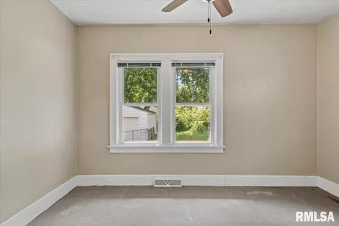 Bedroom - 2333 Yale Blvd, Springfield, IL 62703 photo 1 of 5
