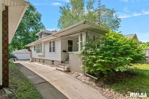 2333 Yale Blvd, Springfield, IL 62703