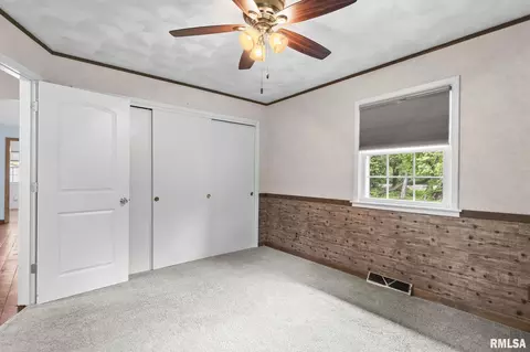 Bedroom - 6247 Crows Mill Rd, Springfield, IL 62712 photo 1 of 9