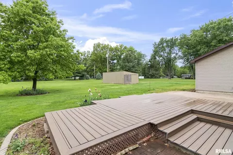Exterior - 6247 Crows Mill Rd, Springfield, IL 62712 photo 5 of 11