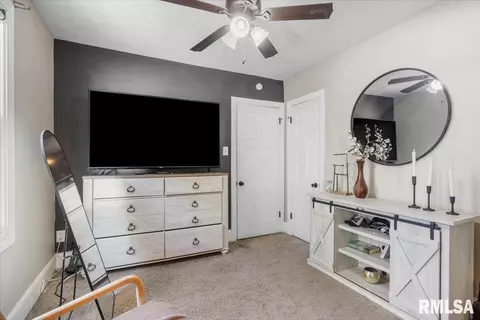 Bedroom - 2017 S Lowell Ave, Springfield, IL 62704 photo 3 of 5