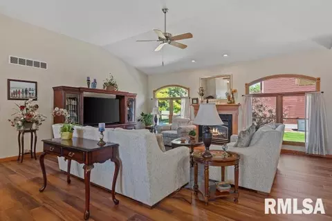 Other - 4377 Old Salem Ln, Springfield, IL 62711 photo 2 of 12