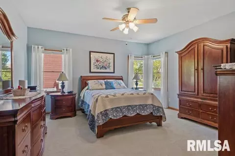Bedroom - 4377 Old Salem Ln, Springfield, IL 62711 photo 1 of 6