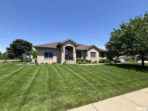 4377 Old Salem Ln, Springfield, IL 62711