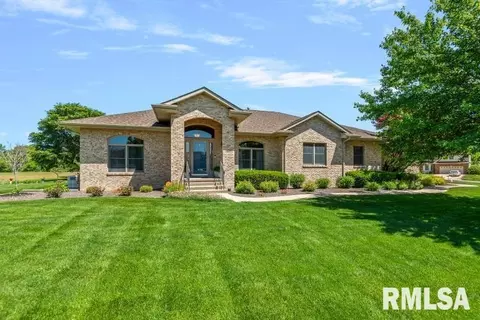 4377 Old Salem Ln, Springfield, IL 62711