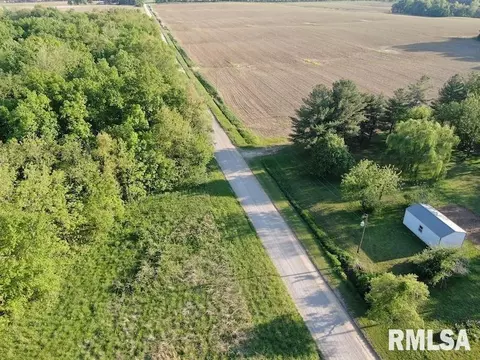 4 H Rd, Sumner, IL 62466 photo 4