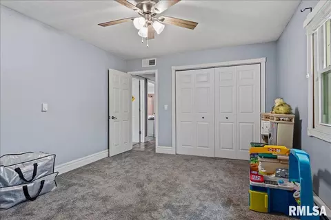 Bedroom - 204 Buckhorn Dr, Springfield, IL 62707 photo 7 of 7
