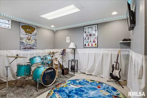Other - 204 Buckhorn Dr, Springfield, IL 62707 photo 5 of 7