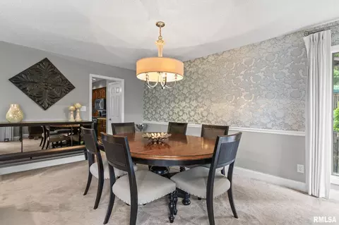 Dining - 890 Roanoke Dr, Springfield, IL 62702 photo 1 of 6
