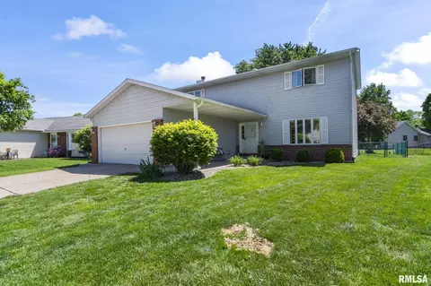 29 Hollybrook Dr, Springfield, IL 62702