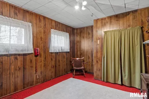 Bedroom - 407 Lewis Dr, Dawson, IL 62520 photo 1 of 6
