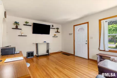 Other - 749 N Walnut St, Springfield, IL 62702 photo 4 of 16