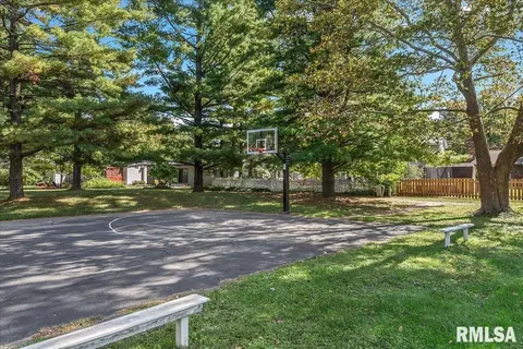 Exterior - 61 Sarah Ave, Springfield, IL 62703 photo 14 of 14