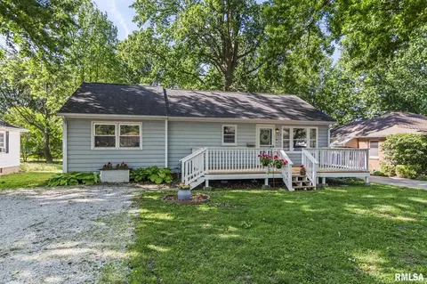1668 Homewood Ave, Springfield, IL 62704