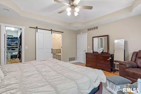 Bedroom - 2320 Chatham Rd, Springfield, IL 62704 photo 3 of 12