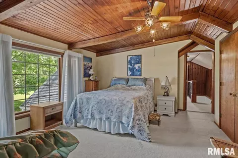 Bedroom - 50 W Hazel Dell Ln, Springfield, IL 62703 photo 8 of 8