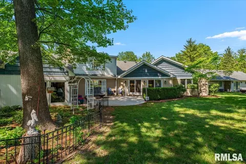 Exterior - 50 W Hazel Dell Ln, Springfield, IL 62703 photo 9 of 11
