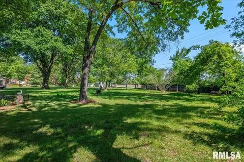 Exterior - 50 W Hazel Dell Ln, Springfield, IL 62703 photo 11 of 11