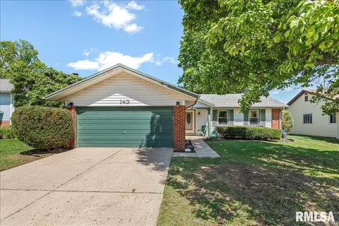 143 Springbrook Dr, Springfield, IL 62702