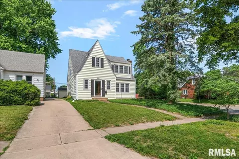 Exterior - 2501 S 7th St, Springfield, IL 62703 photo 2 of 7