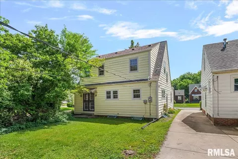 Exterior - 2501 S 7th St, Springfield, IL 62703 photo 6 of 7