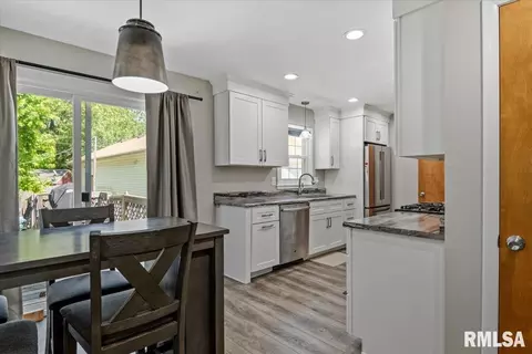 Kitchen - 12 N Oxford Rd, Springfield, IL 62702 photo 1 of 4