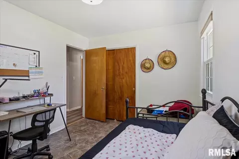 Other - 12 N Oxford Rd, Springfield, IL 62702 photo 8 of 17